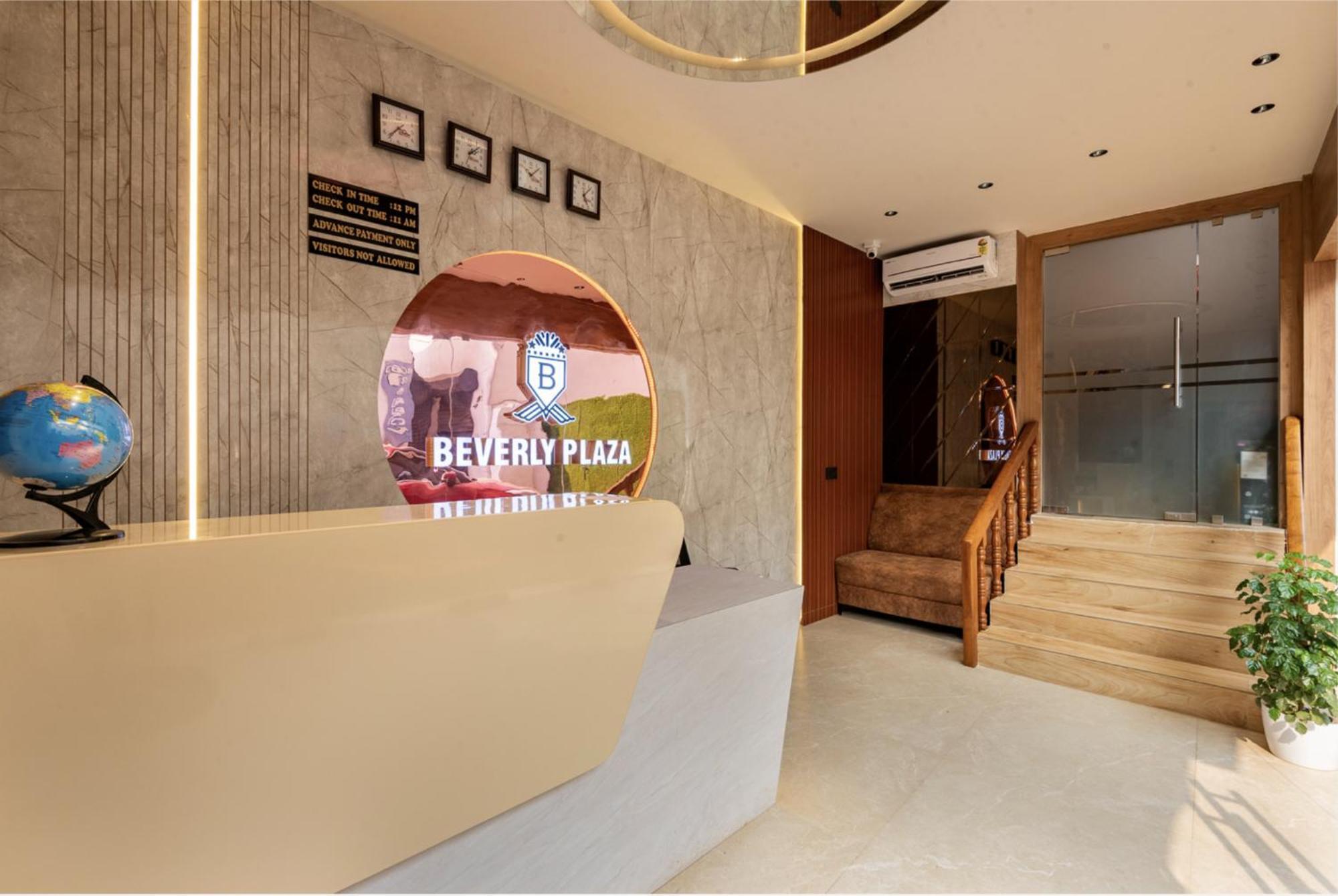 Hotel Beverly Plaza Кожикоде Экстерьер фото
